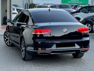 Volkswagen Passat foto 4