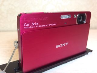 Цифровой Фотоаппарат Sony Cyber-shot DSC-T700 / Стильный металлический корпус / Оптика Carl Zeiss foto 1