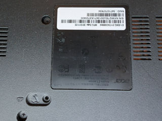 Acer Aspire E1-530G foto 3