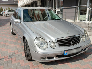 Mercedes E-Class foto 9