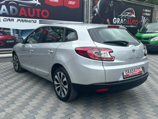 Renault Megane foto 8