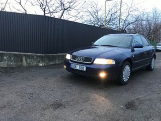 Audi A4 foto 2