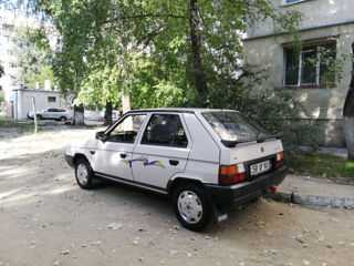 Skoda Favorit foto 8