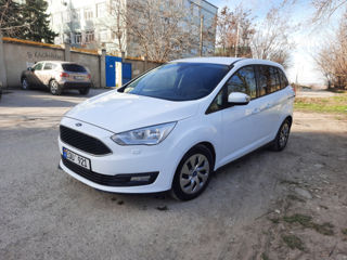 Ford Grand C-MAX foto 1