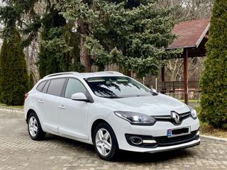 Renault Megane foto 2