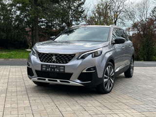 Peugeot 5008 foto 0