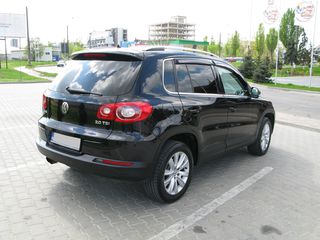 Volkswagen Tiguan foto 8