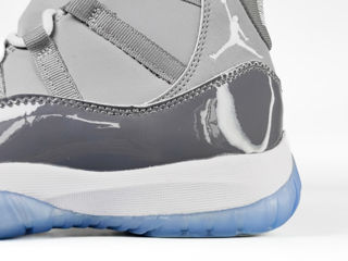 Nike Air Jordan 11 Retro Cool Grey foto 4