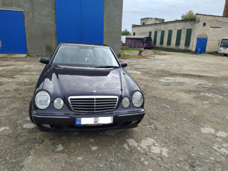 Mercedes E-Class