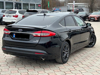 Ford Fusion foto 4