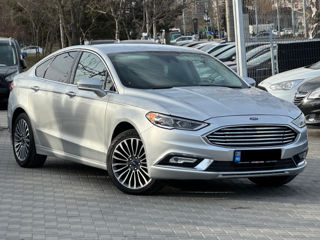 Ford Fusion foto 1