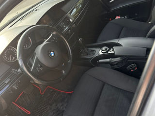 BMW 5 Series foto 8