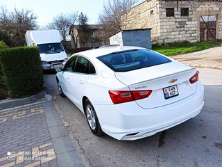 Chevrolet Malibu foto 5