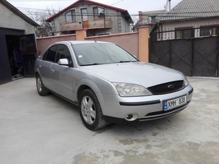 Ford Mondeo foto 5