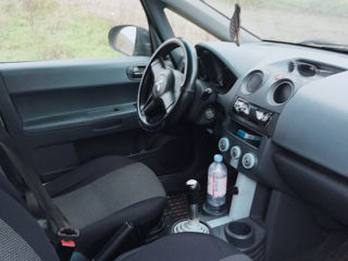 Mitsubishi Colt foto 3