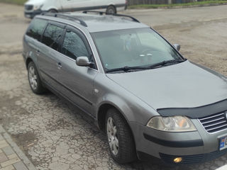 Volkswagen Passat foto 2