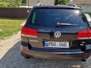 Volkswagen Touareg foto 3