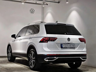 Volkswagen Tiguan foto 2