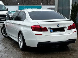 BMW 5 Series foto 5