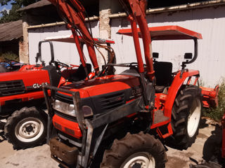 Tractor japonez Yanmar Cabina AF 333 +freza+transport gratuit!!! foto 13