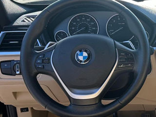 BMW 3 Series foto 8