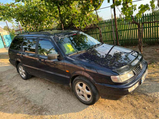 Volkswagen Passat foto 2