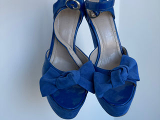 Женская обувь (босоножки, туфли) 35 размер foto 7