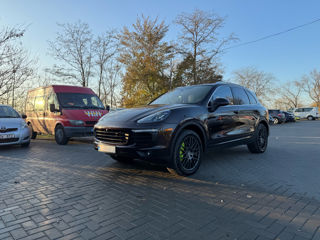 Porsche Cayenne foto 2