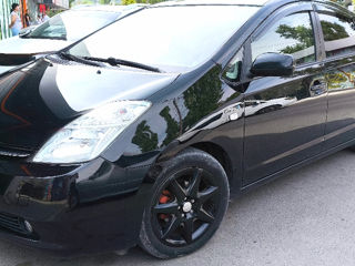 Toyota Prius foto 1