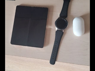 Samsung  Z Fold 4 512GB + căști + smartwatch