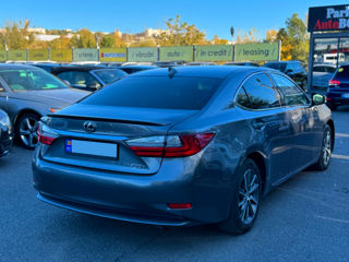 Lexus ES Series foto 4