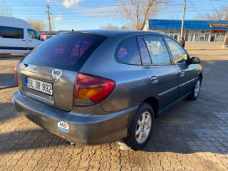 KIA Rio foto 8