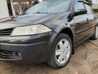 Renault Megane foto 2