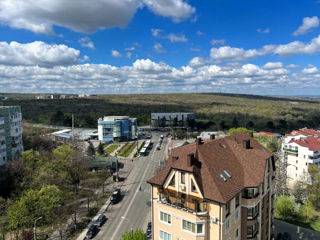 Apartament cu 4 camere, 180 m², Buiucani, Chișinău foto 10