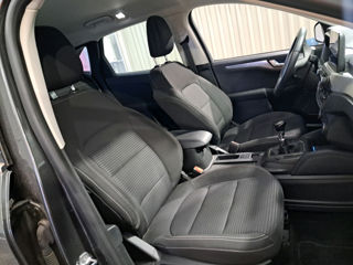 Ford Kuga foto 4