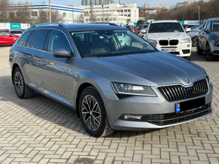 Skoda Superb foto 5