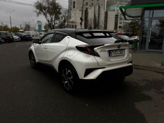 Toyota C-HR foto 3