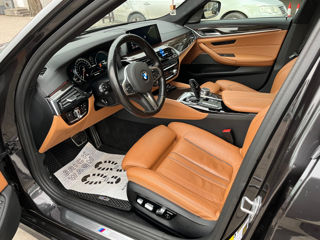 BMW 5 Series foto 4