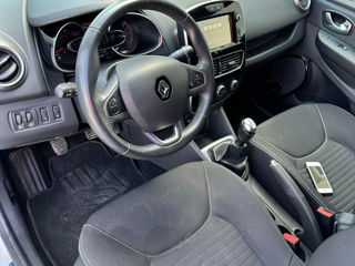 Renault Clio foto 6