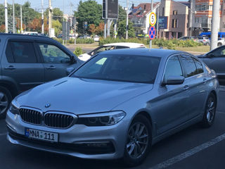 BMW 5 Series foto 2