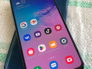 Samsung Galaxy S10e