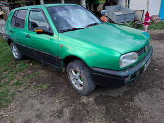 Volkswagen Golf foto 1