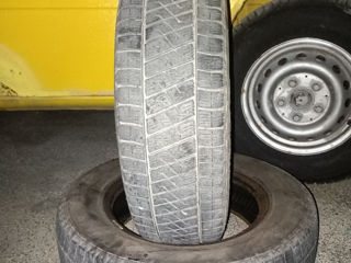 2 шт. 195/70 R15C lassa winter 1500 лей.