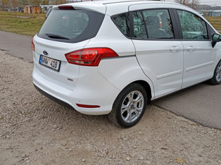 Ford B-Max foto 9