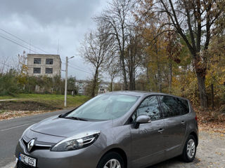 Renault Grand Scenic foto 3