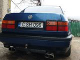 Volkswagen Vento foto 3