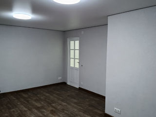 Ap. 2 cam., 43 м², 1/5 et.