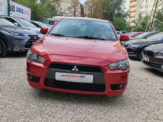 Mitsubishi Lancer foto 2