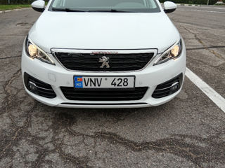 Peugeot 308 foto 2