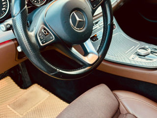 Mercedes E-Class foto 8